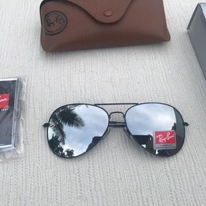 Ray Ban Aviator Black Mirror Lens 62mm